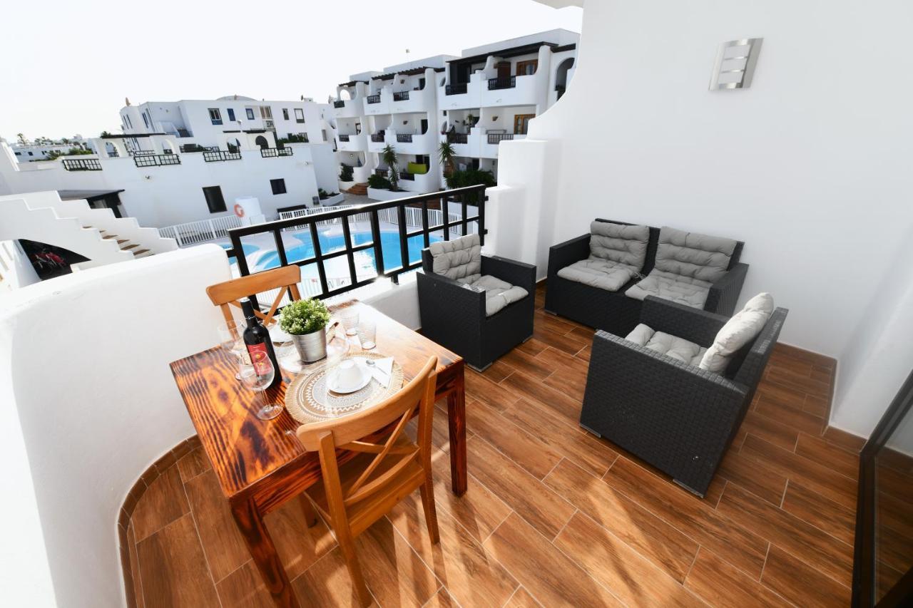 Apartamento Torres Costa Teguise Bagian luar foto