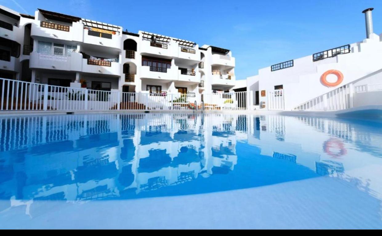 Apartamento Torres Costa Teguise Bagian luar foto
